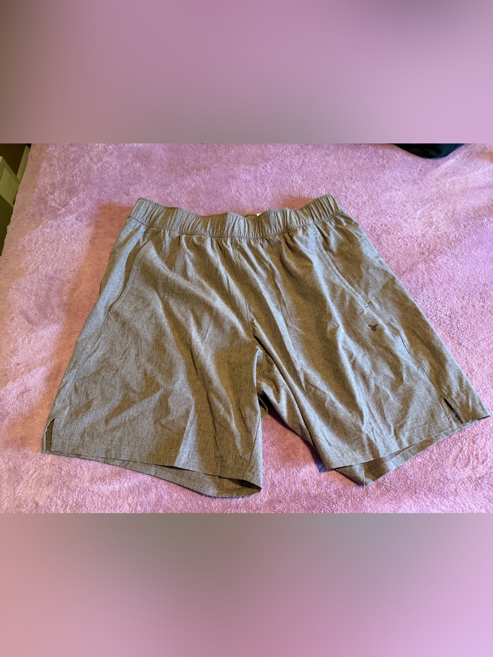 NWT! Old Navy Men's Essential Woven Workout Shorts, 7-inch inseam (Size M)